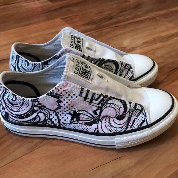 primary color converse